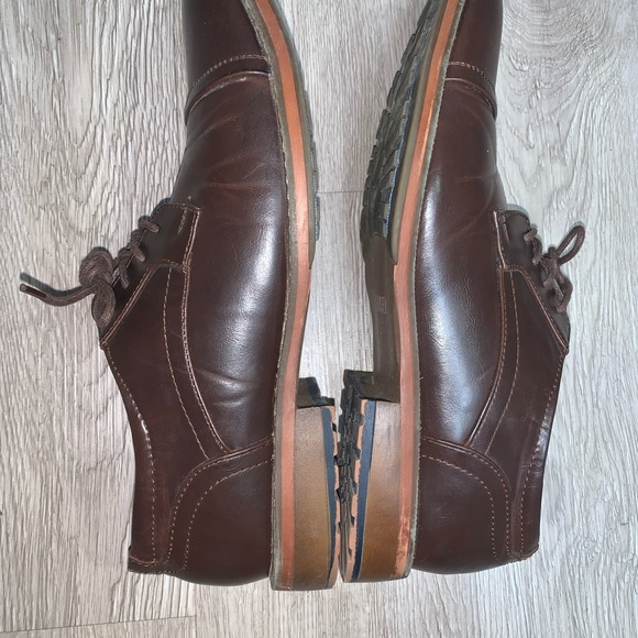 Van Heusen- Mens Gable Dress Shoes 10.5 Brown - Picture 3 of 8